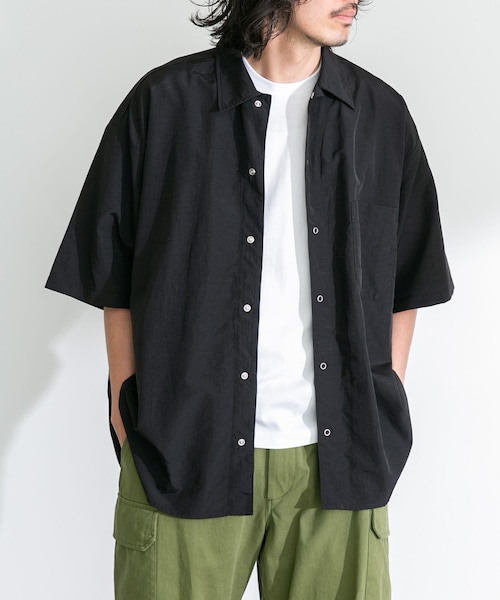URBAN RESEARCH Sonny Label（アーバンリサーチサニーレーベル）の「ARMY TWILL　Nylon OX Mesh H/S Shirts（シャツ/ブラウス・メンズ・BLACK/KHAKI/WHITE・S/M）」の2枚目の写真