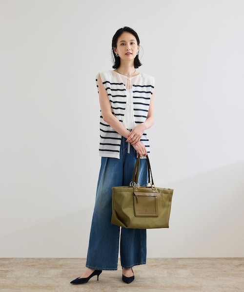 ROPE'(ロペ)の「シャイニー2WAYリボンブラウス/洗える(シャツ/ブラウス・レディース・ブラック/ネイビー/シルバー・F)」の17枚目の写真