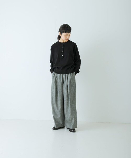 かぐれ（カグレ）の「コットンカシミヤヘンリーネックニット（ニット/セーター・レディース・YELLOW/GREEN/BLACK・Free）」の12枚目の写真