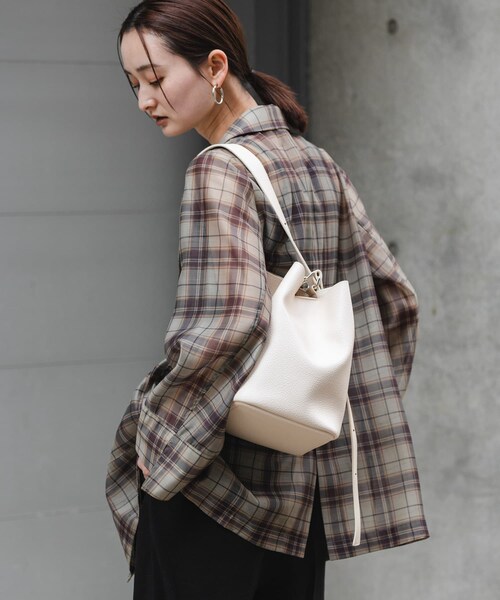 SENSE OF PLACE by URBAN RESEARCH（センスオブプレイスバイアーバンリサーチ）の「マルチショルダースクエアバッグ（ショルダーバッグ・レディース・BLACK/GREIGE/BLUE・One）」の20枚目の写真