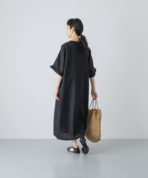 かぐれ（カグレ）の「『2サイズ展開』リネンフリルスリーブワンピース（ワンピース・レディース・BLACK・0/1）」の4枚目の写真