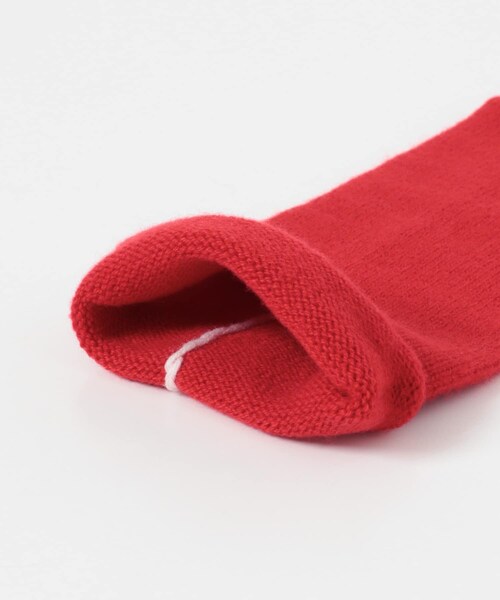 URBAN RESEARCH（アーバンリサーチ）の「kokyo　Long Stitch Gloves（ベルト・レディース・Red/Charcoal・-）」の9枚目の写真