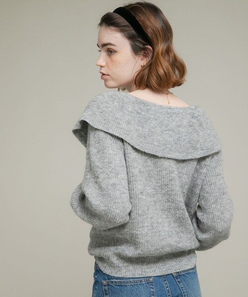 URBAN RESEARCH Sonny Label（アーバンリサーチサニーレーベル）の「『WEB限定』フリルカラーアゼニット（ニット/セーター・レディース・グレー/チャコール/ベージュ・Free）」の10枚目の写真