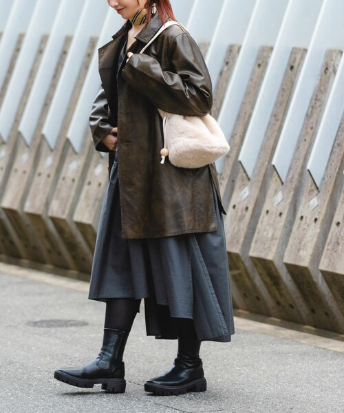 RODE SKO（ロデスコ）の「ウッドボールキンチャクファーバッグ（スカート・レディース・IVORY/MOCHA/BROWN・one）」の13枚目の写真