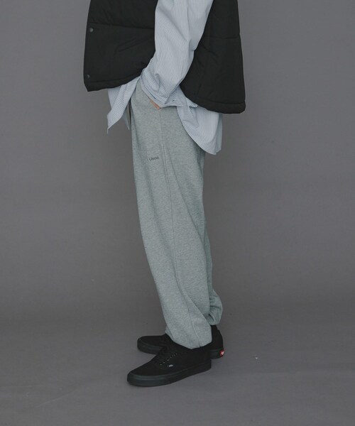 SENSE OF PLACE by URBAN RESEARCH（センスオブプレイスバイアーバンリサーチ）の「『ユニセックス』Uiscel　ヘビーウエイトジョガースウェットパンツ（スウェットパンツ・レディース・OATMEAL/TOP GRAY・M/L）」の11枚目の写真