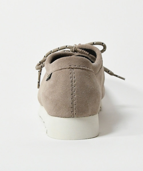 ADAM ET ROPE'(アダムエロペ)の「【Clarks】Wallabee GTX(ブーツ・メンズ・ブラック/ベージュ・41.0/41.5/42.0)」の9枚目の写真