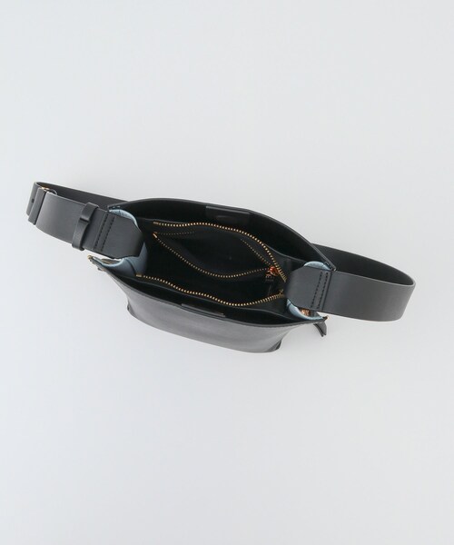 ROPE'（ロペ）の「【E'POR】Y BAG Shoulder Mini【超軽量】（ショルダーバッグ・レディース・ブラック/ホワイト系/キナリ/ダークブラウン/ブルー系/パープル系/ライトグレー・F）」の16枚目の写真