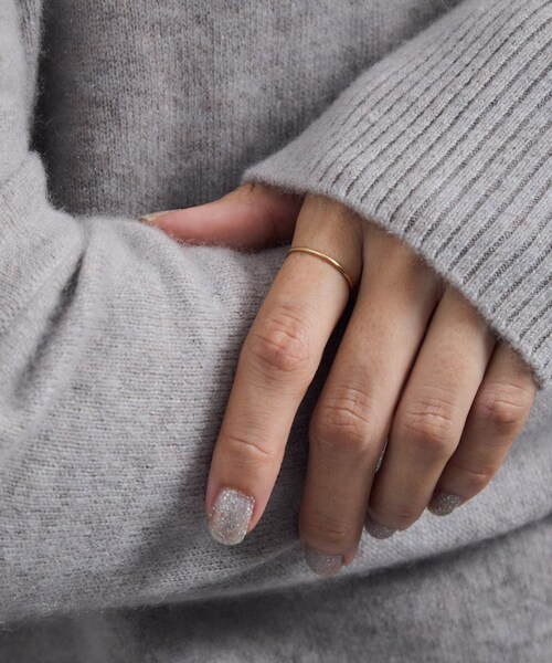 ADAM ET ROPE'(アダムエロペ)の「【GIGI(ジジ)】Filinreed ring(1mm)(リング・レディース・ゴールド・10/11/9)」の9枚目の写真