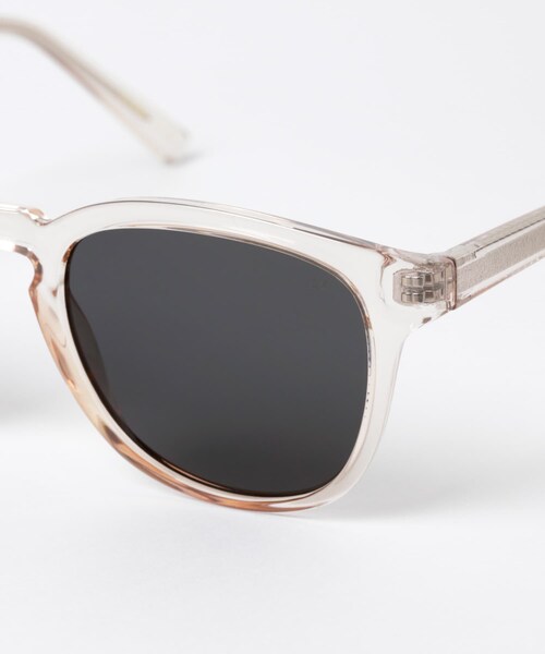 URBAN RESEARCH（アーバンリサーチ）の「A.Kjaerbede　BATE（メガネ・レディース・Champagne/Brown/Black/BK YLW/Smoke T-2・FREE）」の17枚目の写真