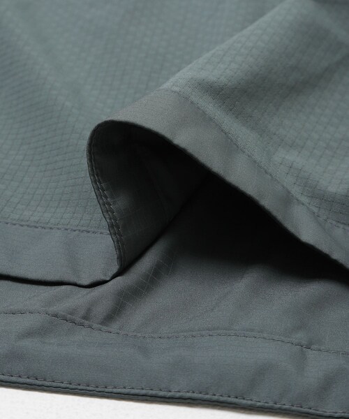 EKAL（エカル）の「KLATTERMUSEN　VINGNER ANORAK MS（ブルゾン・メンズ・DARK TEAL/R GREY D/BLACK・M/L）」の16枚目の写真