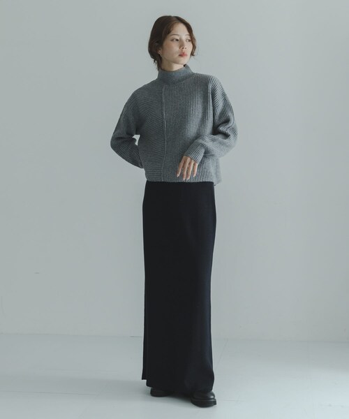 URBAN RESEARCH Sonny Label（アーバンリサーチサニーレーベル）の「畦切替えニットプルオーバー（ニット/セーター・レディース・ライトベージュ/チャコール/ブルー/ピンク・Free）」の10枚目の写真