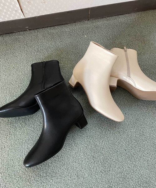URBAN RESEARCH DOORS（アーバンリサーチドアーズ）の「ラウンドトゥブーツ（ブーツ・レディース・CREAM/BLACK・36/37/38）」の8枚目の写真