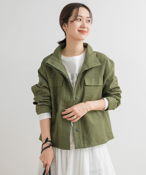 URBAN RESEARCH DOORS（アーバンリサーチドアーズ）の「ミリタリースタンドカラージャケット（ミリタリージャケット・レディース・NATURAL/KHAKI・M）」の2枚目の写真