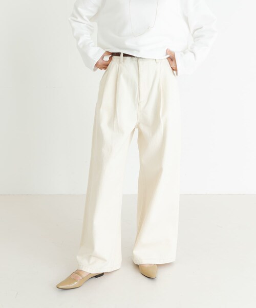 URBAN RESEARCH（アーバンリサーチ）の「『3サイズ展開』new basic　ツータックワイドデニムパンツ（デニムパンツ・レディース・INDIGO/IVORY・36/38/40）」の16枚目の写真