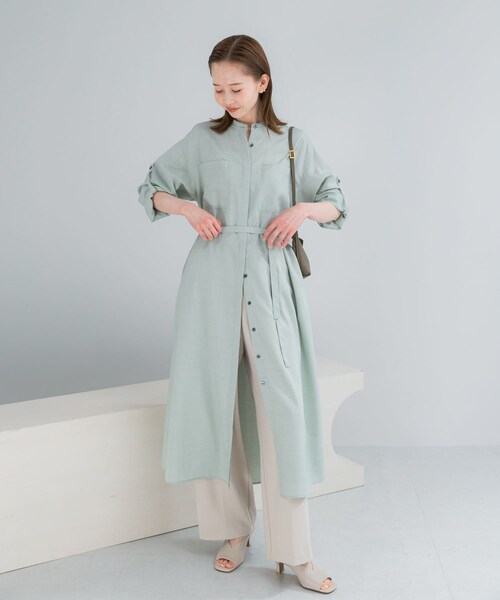 URBAN RESEARCH ROSSO（アーバンリサーチロッソ）の「ウォッシャブルリネンライクシャツワンピース（ワンピース・レディース・L/BEIGE/MINT/NAVY・Free）」の19枚目の写真