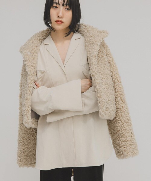 KBF（ケイビーエフ）の「ピーチスキンBIGシャツ（シャツ/ブラウス・レディース・IVORY/BLUE GRAY/CHARCOAL・One）」の5枚目の写真