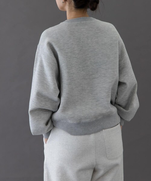 URBAN RESEARCH DOORS(アーバンリサーチドアーズ)の「FORK&SPOON エンブロイダリーロゴニットプルオーバー(ニット/セーター・レディース・NAVY/GRAY・1)」の6枚目の写真