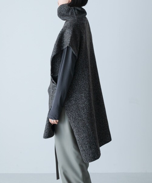 かぐれ(カグレ)の「SEEALL OVERSIZED PONCHO(ニット/セーター・レディース・MELANGE・FREE)」の4枚目の写真