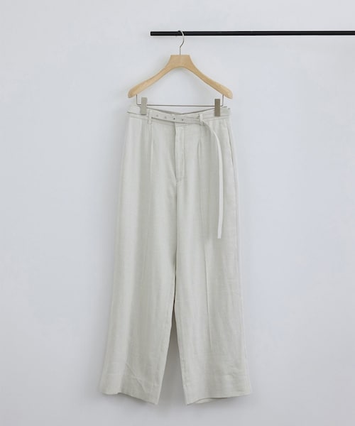 ADAM ET ROPE'(アダムエロペ)の「NALYAビスコース・麻ツイルイージースラックス / セットアップ対応(その他パンツ・レディース・ブラック/キナリ/ネイビー系・M/S)」の1枚目の写真