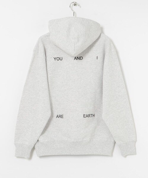 URBAN RESEARCH(アーバンリサーチ)の「BLANKMAG B/W photo Hoodie(パーカー・メンズ・Ash/Black・M/L/XL)」の18枚目の写真