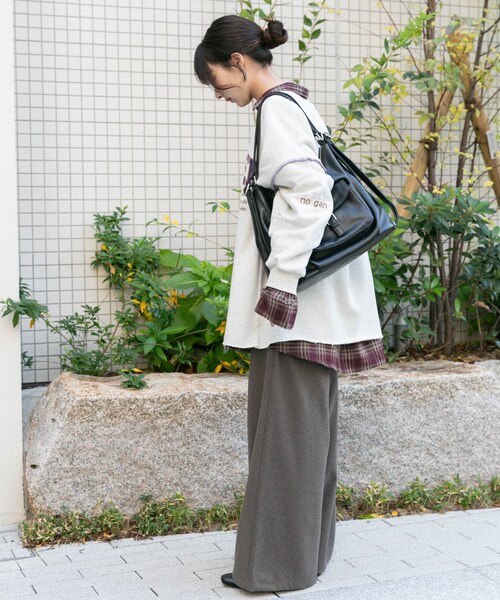 ITEMS URBANRESEARCH（アイテムズ アーバンリサーチ）の「裏起毛刺繍ロゴスウェット（スウェット・レディース・OML/BRN/L.PNK・FREE）」の11枚目の写真