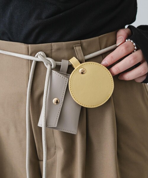 SENSE OF PLACE by URBAN RESEARCH（センスオブプレイスバイアーバンリサーチ）の「コンビカラーポーチツキベルト（ベルト・レディース・BLACK/BRN×BLU/GRE×YEL・One）」の3枚目の写真