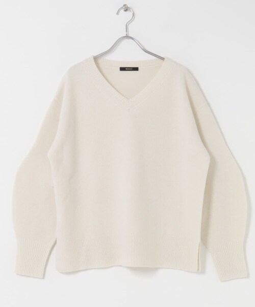 URBAN RESEARCH ROSSO（アーバンリサーチロッソ）の「ウールカシミヤVネックニットプルオーバー（ニット/セーター・レディース・OFF/PINK/BLUE/NAVY・Free）」の12枚目の写真