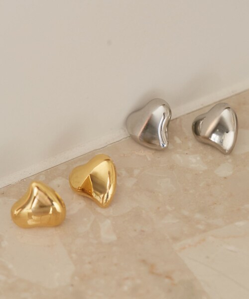VIS(ビス)の「ハートピアス(ピアス(両耳用)・レディース・ゴールド/シルバー・F)」の13枚目の写真