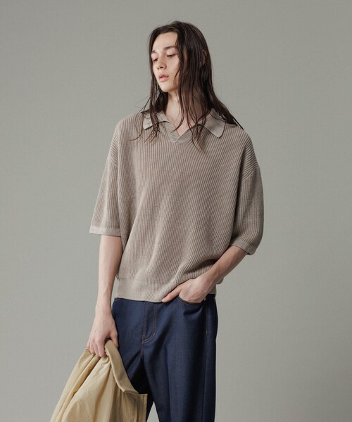 ADAM ET ROPE'（アダムエロペ）の「《別注》【BATONER/バトナー】FADE COLOR LINEN HALF SLEEVE SKIPPER（ポロシャツ・メンズ・スミクロ/ベージュ/ブルー・2/3）」の11枚目の写真