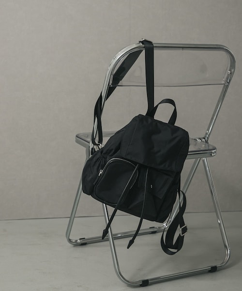 SENSE OF PLACE by URBAN RESEARCH（センスオブプレイスバイアーバンリサーチ）の「撥水マルチポケットナイロンリュック（バックパック/リュック・レディース・BLACK/BROWN・one）」の3枚目の写真