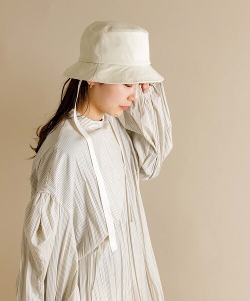 SMELLY（スメリー）の「コットンリボンバケットハット（ハット・レディース・BLK/IVO・-）」の6枚目の写真