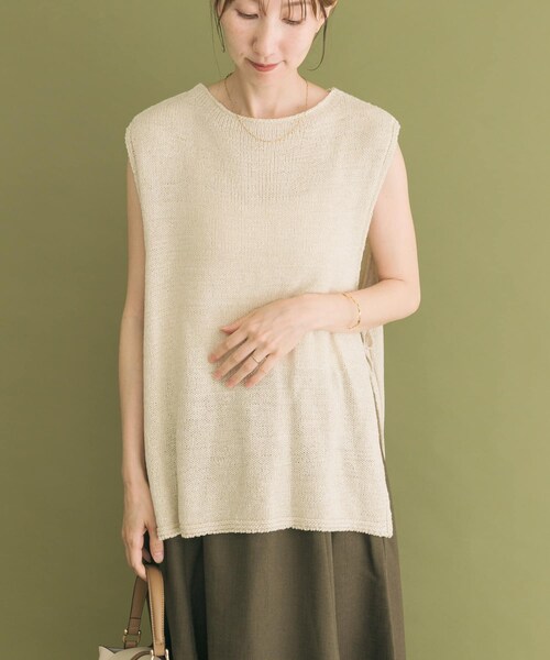 ITEMS URBANRESEARCH（アイテムズ アーバンリサーチ）の「テープヤーンニットベスト（ベスト・レディース・OFF/NVY/L.KHK・FREE）」の6枚目の写真