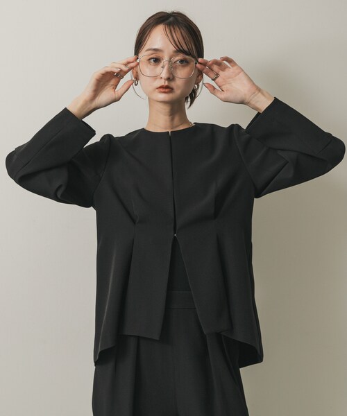 SENSE OF PLACE by URBAN RESEARCH（センスオブプレイスバイアーバンリサーチ）の「ウエストタックジャケットセットアップ（セットアップ・レディース・BLACK/GRAY/BEIGE・S/M）」の5枚目の写真