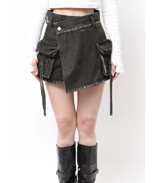 EMODA（エモダ）の「カーゴラップショートパンツ（その他パンツ・レディース・ブラック/アイスブルー/インディゴ/ベージュ・S/M）」の2枚目の写真