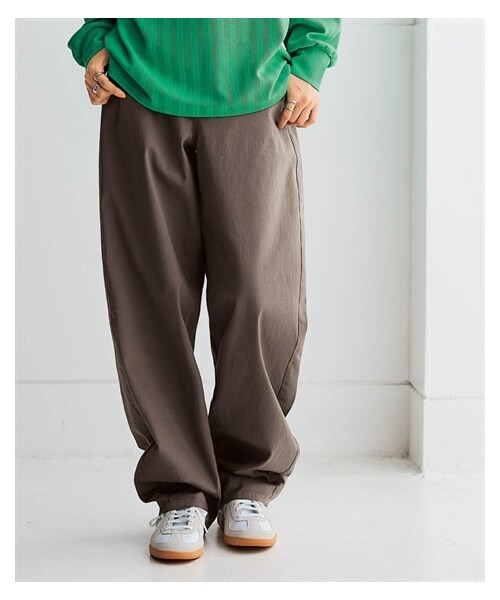 nissen（ニッセン）の「すごのびストレッチツイルカーブパンツ（ゆったりヒップ）＜大きいサイズ有＞（パンツ・レディース・黒/カーキ/ライトベージュ/モカチャコール・S/M/L/LL/3L/4L/5L/6L/8L/10L）」の6枚目の写真
