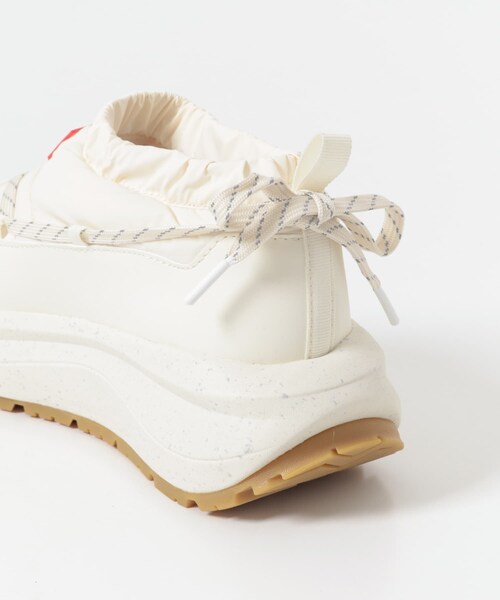 URBAN RESEARCH DOORS(アーバンリサーチドアーズ)の「HUNTER GRIP PUFF LACE SLIPON(レインシューズ・レディース・BLACK/WHITE・4/5)」の5枚目の写真
