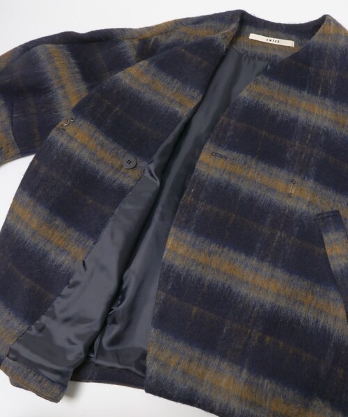 THE GOODLAND MARKET（ザグッドランドマーケット）の「cwtch　CHECK MIDDLE COAT（ノーカラージャケット・レディース・BEIGE/NAVY・FREE）」の18枚目の写真