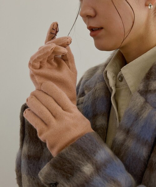 ADAM ET ROPE'(アダムエロペ)の「【J'aDoRe・一部店舗限定】【y YO(イーヨ)】grace long gloves / グローブ(手袋・レディース・グレー/キャメル/レッド・F)」の5枚目の写真