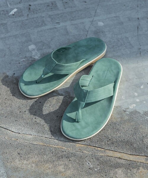 ITEMS URBANRESEARCH（アイテムズ アーバンリサーチ）の「エコレザートングサンダル（サンダル・メンズ・BEG/BLK/GRN/PNK・26.5/27.5）」の3枚目の写真