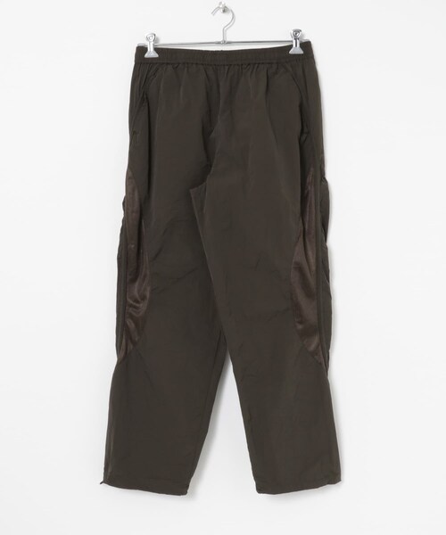 URBAN RESEARCH(アーバンリサーチ)の「dDdDdDd NYLON SIDE MESH PANTS(その他パンツ・メンズ・CHARCOAL/BLACK/NAVY/BROWN・S/M/L/XL/XXL)」の21枚目の写真