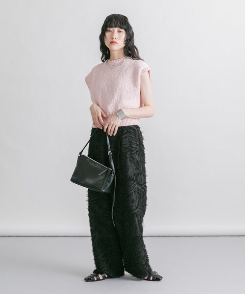 KBF（ケイビーエフ）の「アシンメトリースリムショルダーBAG（ショルダーバッグ・レディース・BLACK/IVORY/CAMEL・one）」の14枚目の写真