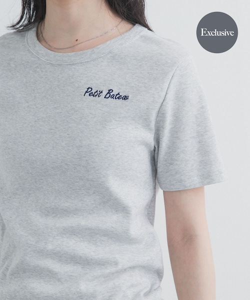 URBAN RESEARCH DOORS(アーバンリサーチドアーズ)の「『別注』PETIT BATEAU×DOORS EMBROIDERYT-SHIRTSCU(Tシャツ/カットソー・レディース・ECUME/BELUGA/SMOKING・S/M)」の2枚目の写真