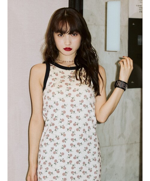 jouetie（ジュエティ）の「Millerパイピングロングワンピース【コラボ】（ワンピース・レディース・レッド/オフホワイト/アイボリー/ミックス/ブラック/ブルー/ピンク・M）」の7枚目の写真