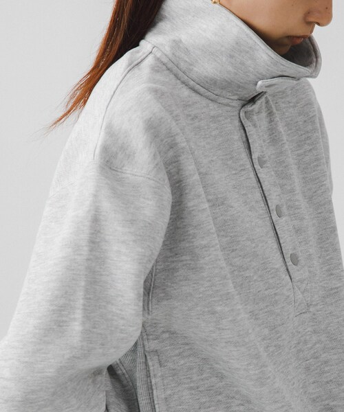 URBAN RESEARCH(アーバンリサーチ)の「DAIWA PIER39 Ws TECH SWEAT SNAP PULLOVER(Tシャツ/カットソー・レディース・TOP GRAY/BLACK/CHARCOAL/WHITE・FREE)」の15枚目の写真