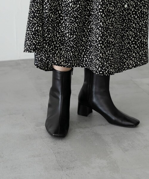 URBAN RESEARCH（アーバンリサーチ）の「『MADE IN JAPAN』スクエアトゥブーツ（ブーツ・レディース・IVORY/BLACK/BROWN・36/37/38）」の20枚目の写真