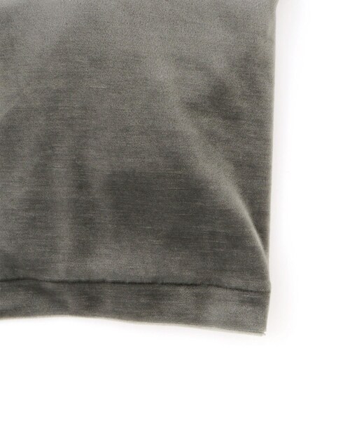 ADAM ET ROPE'（アダムエロペ）の「【EMOELLE】カップ付きベロアキャミソール（キャミソール・レディース・グレー/ダークブラウン系・F）」の17枚目の写真