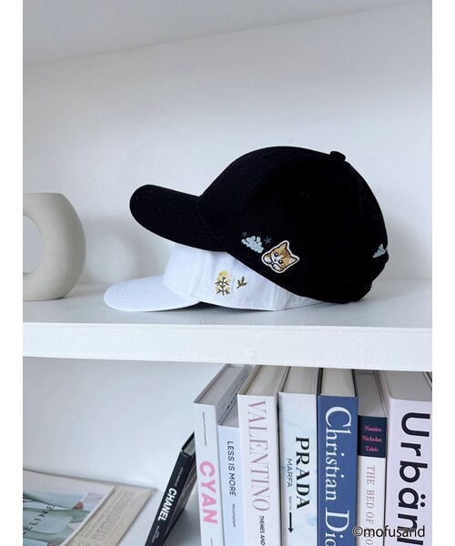 dazzlin（ダズリン）の「【mofusandコラボ】刺繍ワッペンCAP（キャップ・レディース・オフホワイト/ブラック/ネイビー・F）」の8枚目の写真