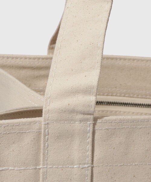 ADAM ET ROPE'（アダムエロペ）の「【Toogood/トゥーグッド】THE HANDYMAN BAG（トートバッグ・メンズ・キナリ・F）」の7枚目の写真