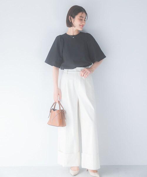 URBAN RESEARCH ROSSO（アーバンリサーチロッソ）の「吸水速乾フレアスリーブカットソー（Tシャツ/カットソー・レディース・OFF WHITE/BLACK/BROWN・Free）」の13枚目の写真