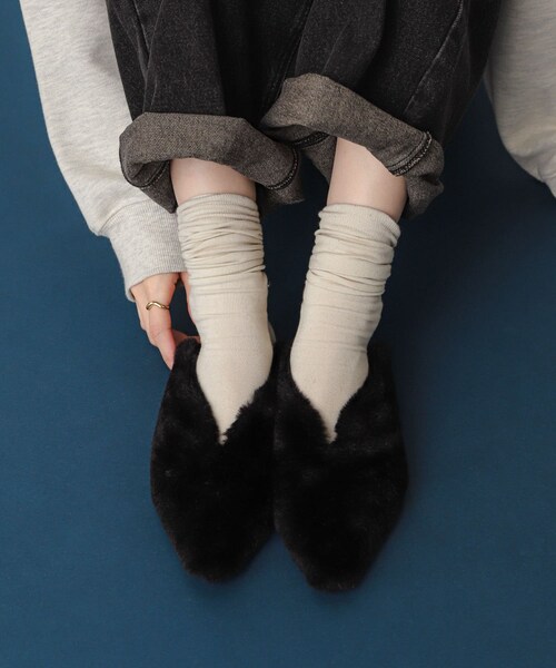 SENSE OF PLACE by URBAN RESEARCH（センスオブプレイスバイアーバンリサーチ）の「ポインテッドファーミュール（その他シューズ・レディース・BLACK/CAMEL・S/M/L）」の3枚目の写真